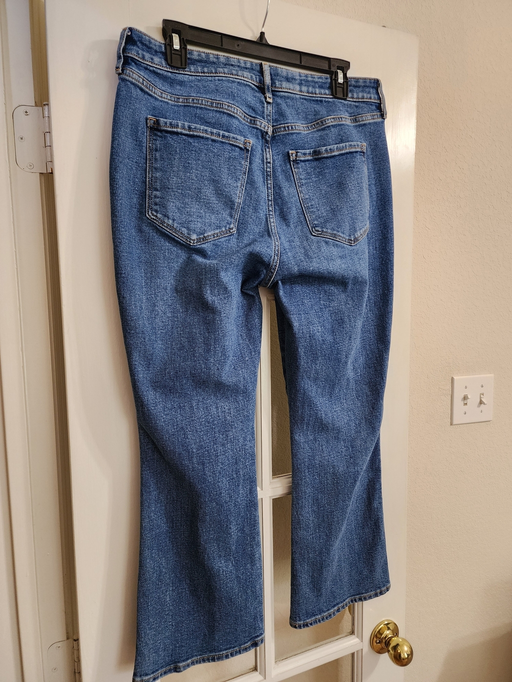 Old Navy High Rise Vintage Cropped Flare Jeans Size 12 - Picture 4 of 13